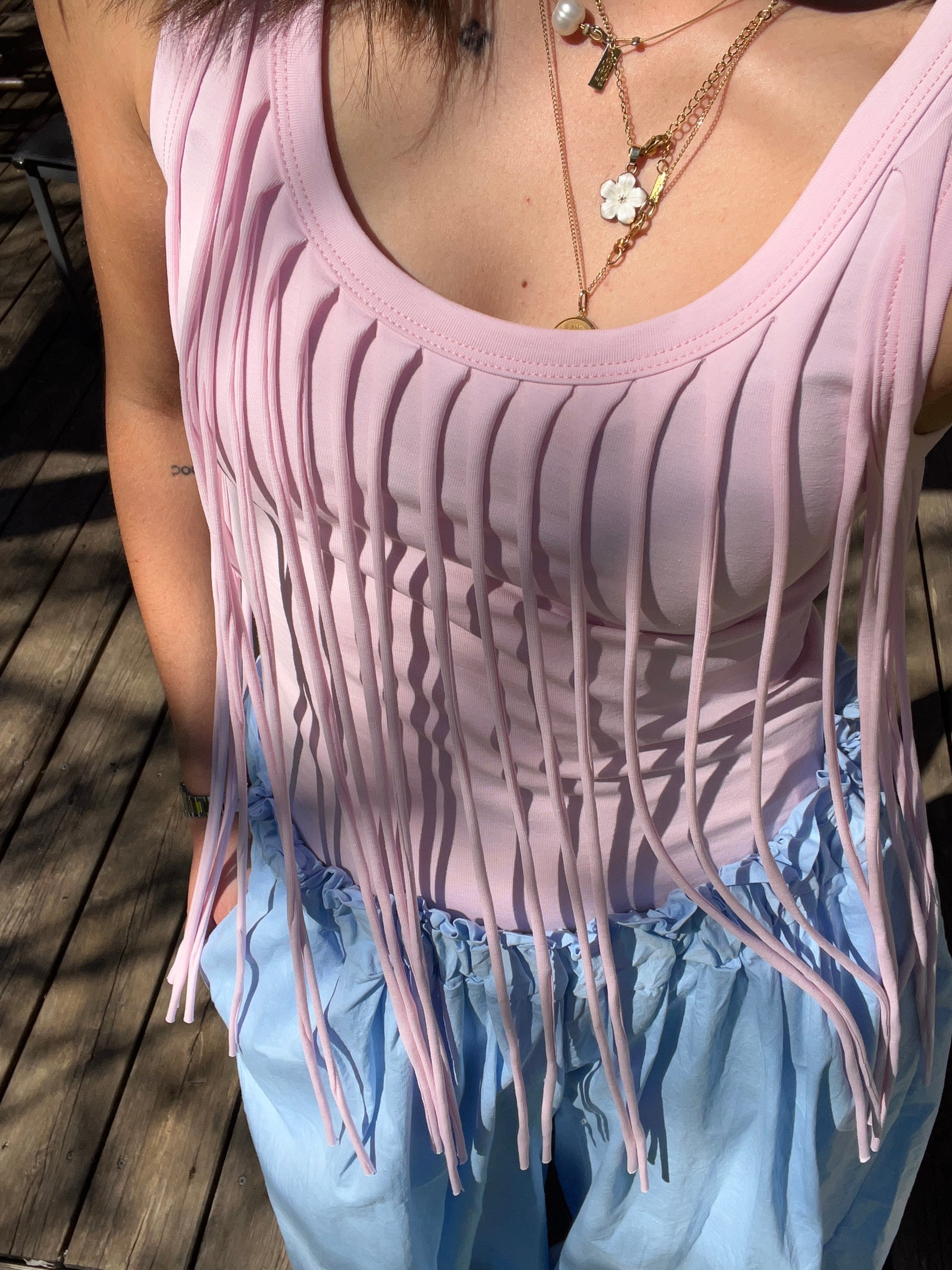 Débardeur Louise rose clair franges