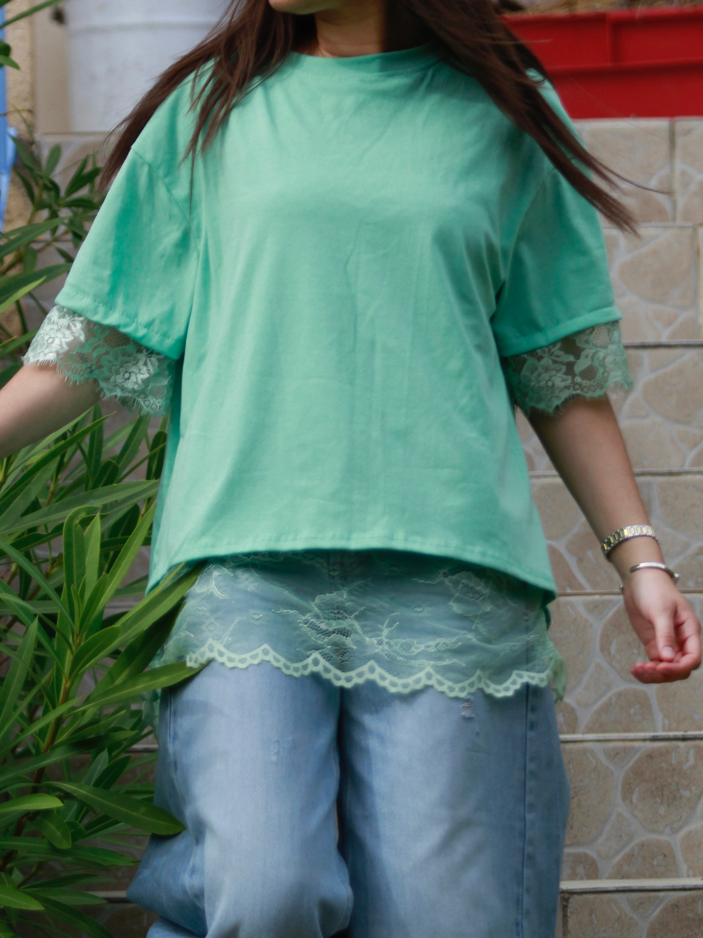 T-Shirt dentelle vert menthe face